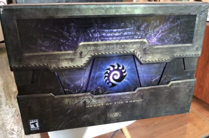 photo of front of StarCraft box